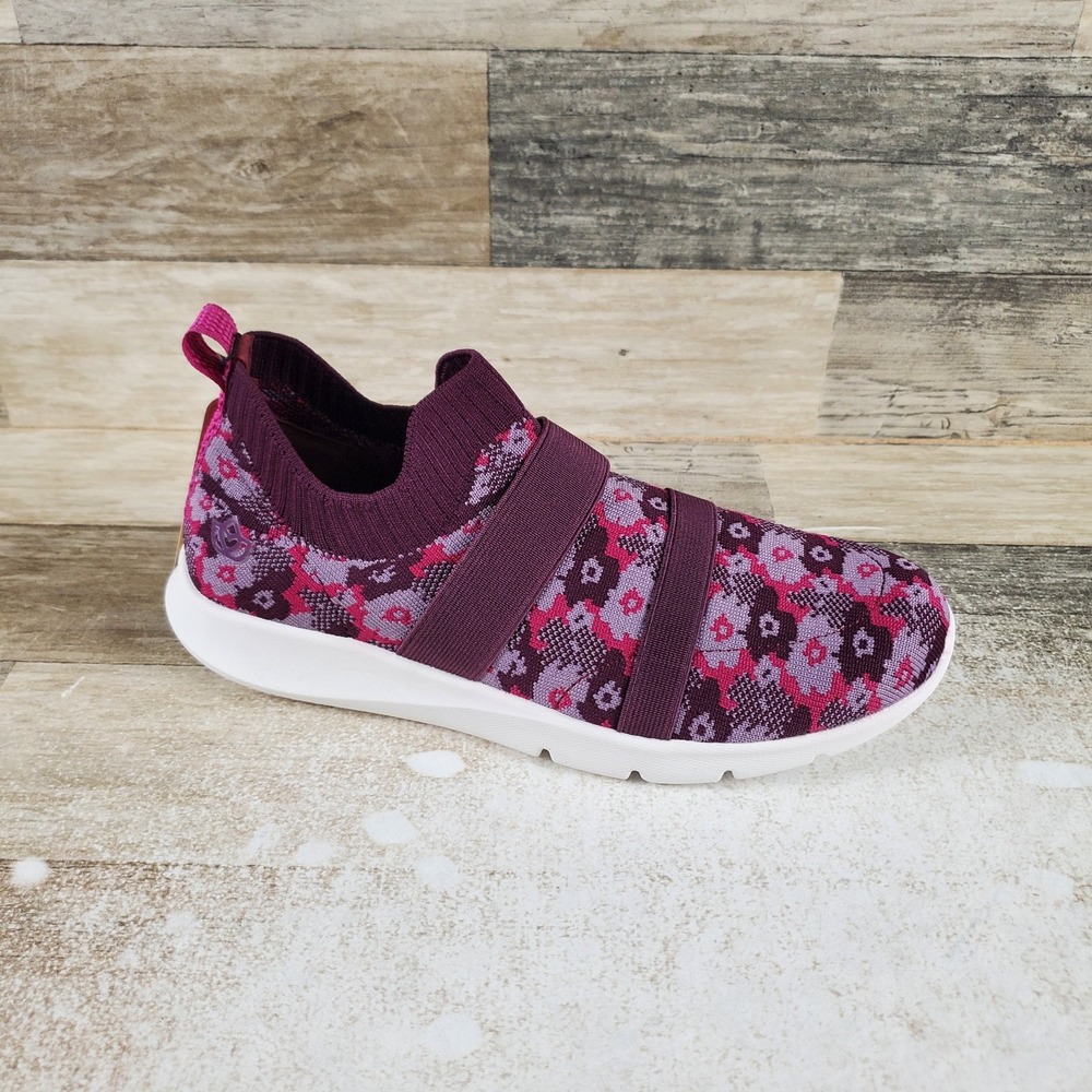 Spenco Karma Womens Shoes Sz 7 D Running Fuchsia Stretch Floral Slip On Sneakers